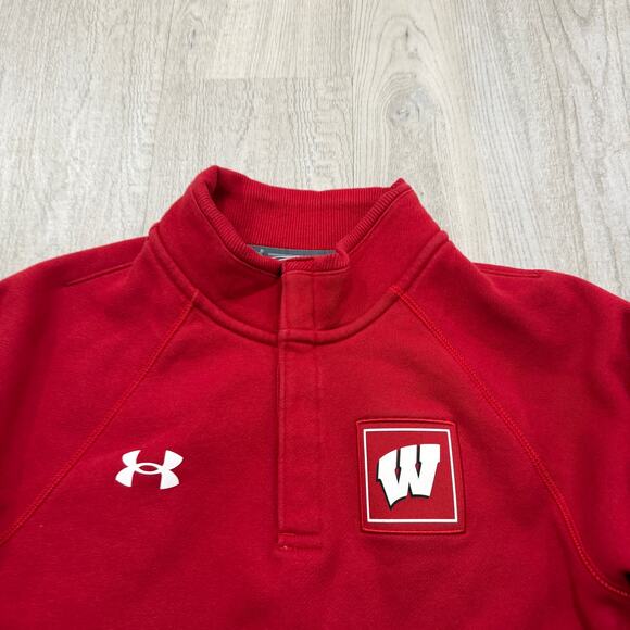 Under Armour Wisconsin Badgers Sweatshirt Men's Extra Small XS Red 1/4 Pullover - Picture 3 of 9